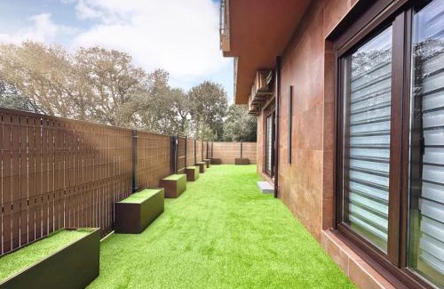 Noja Apartment | Flower Deluxe Bajo con Jardin 6083