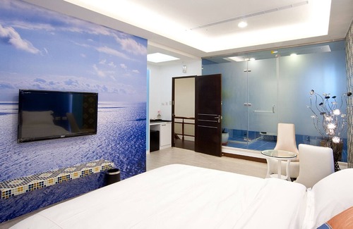 Donggang House | Flower Style B&B