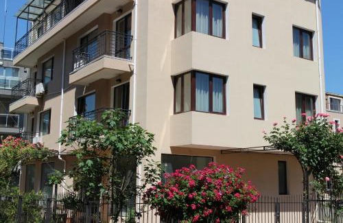 Nessebar House | Flowers Apartments