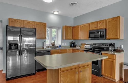 Geneseo Apartment | FLX Retreats Conesus Condos- APT A