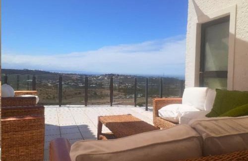 Mossel Bay House | Fly Me To The Moon Guesthouse