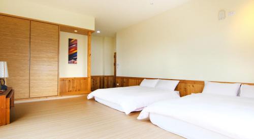 Zhushan Cabin | Foggy Wonderland