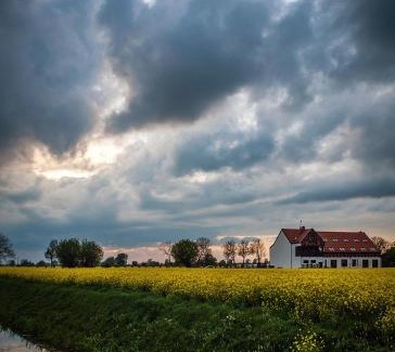 Elblag Hotel | Folwark Żuławski