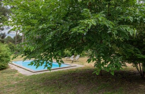 Leogeats House | Fond de Bacquey