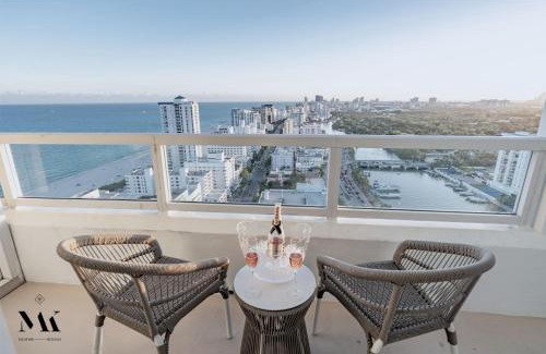 Mid Beach Apartment | FontaineBleau Resort High Floor w Ocean Views