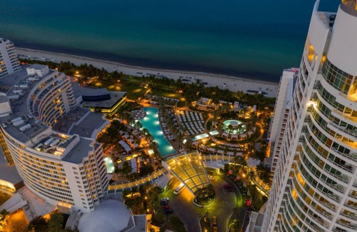 Mid Beach Condo | FontaineBleau with Ocean plus Bay and City View