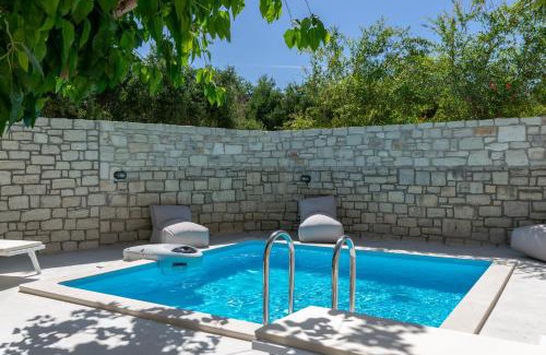 Sfakaki Villa | Foothills Blue Villa