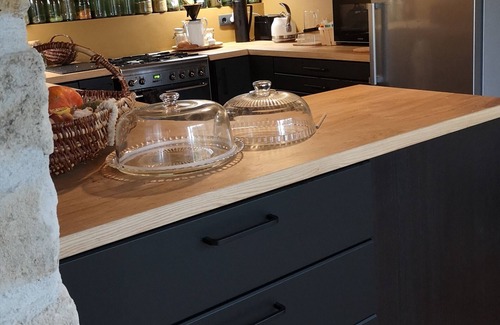 Romegoux House | For an ocean-champagne holiday