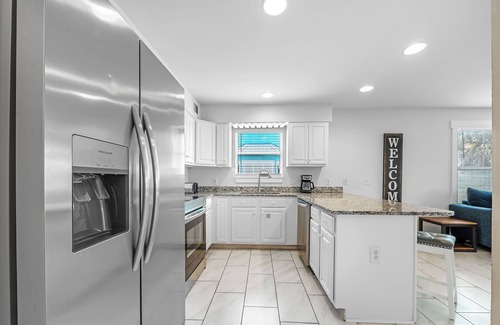 Gulf Shores Apartment | For Fox Sake With Pool