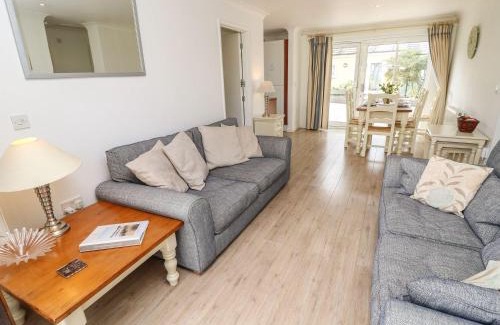 Yarmouth House | Forbes C1