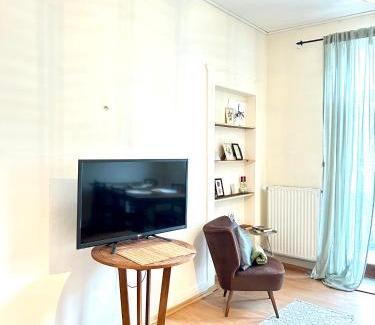 Idar-Oberstein Apartment | Forest Charm and Gems