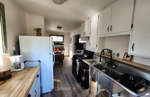 Grass Valley Cabin | Forest Cottage Retreat