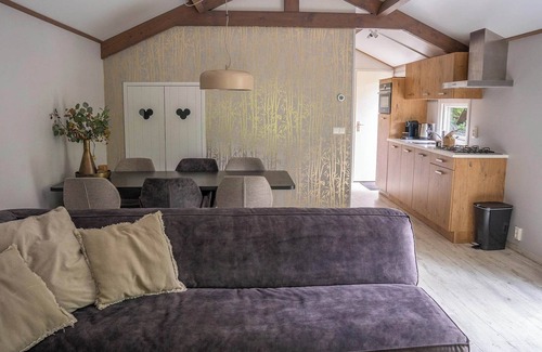 Ermelo House | Forest Farmhouse w/Private Garden