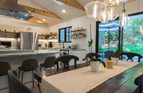 Hendersonville House | Forest Getaway | Hot Tub + Fire Pit