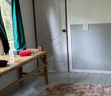 Haad Pleayleam Apartment | Forest house wok tum