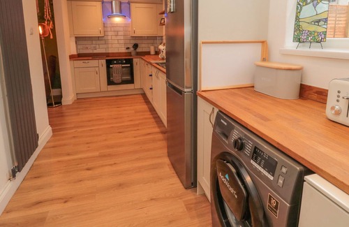 Byrness Cottage | FOREST RETREAT, 7 SOUTH GREEN, pet friendly in West Woodburn