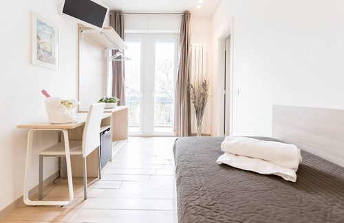 Rho House | Foresteria Rhodense Via Italia