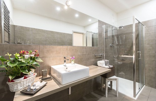 Rho House | Foresteria Rhodense Via Italia