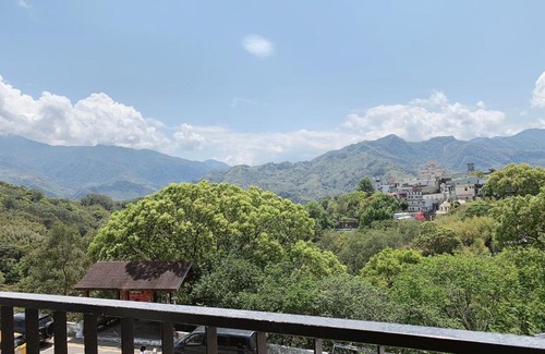 Fuxing District House | Forgather B&B