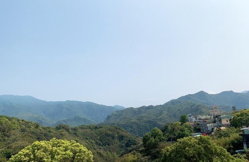 Fuxing District House | Forgather B&B