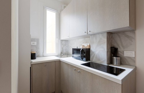 Porta Vittoria House | Forlanini M4 Modern Studio Apartment with Balcony