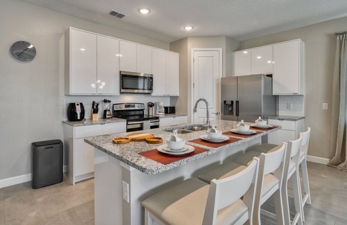 West Kissimmee House | Formosa Valley Resort by UNE Homes