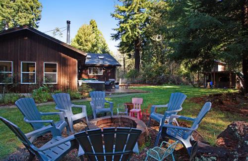 Fort Bragg House | Fort Bragg Farmhouse