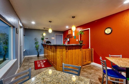 Fort Davis Hotel | Fort Davis Inn & RV Park