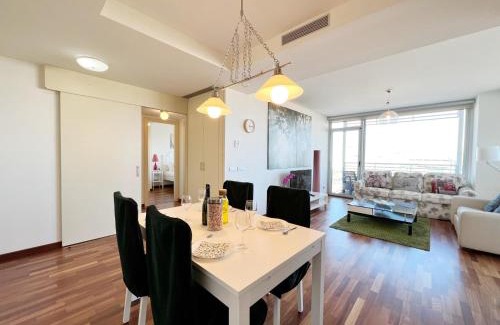 Sant Adria de Besos Apartment | Forum Playa and Pool Barcelona