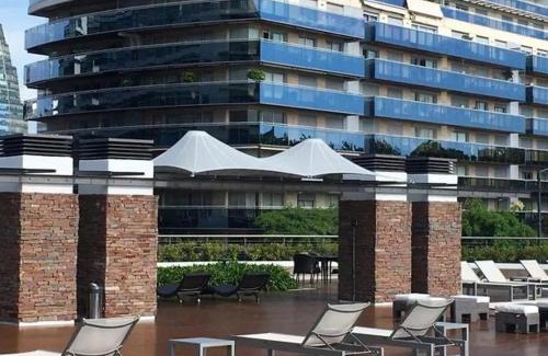 Buenos Aires Central Business District Apartment | Foster Yacht Puerto Suites