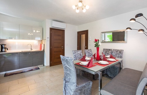 Jurandvor Apartment | Four bedroom apartment with terrace Jurandvor, Krk (A-19962-a)