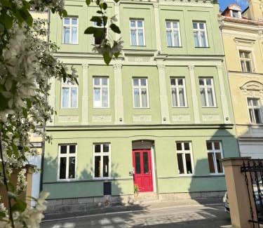 Karlovy Vary Bed & Breakfast | FOUR ROOMS Carlsbad Authentic