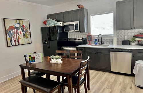 Smithville Cottage | Four Seasons Escape Smithville, TN Center Hill Lake