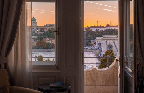 Belvaros - Lipotvaros Hotel | Four Seasons Gresham Palace
