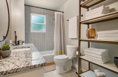 Turner Park House | Fourth and Fab! Complete Reno Walk 2 TU/Cherry St