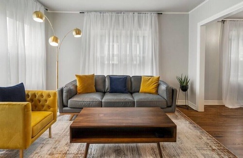Turner Park House | Fourth and Fab! Complete Reno Walk 2 TU/Cherry St