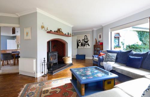 County Meath House | Fox House - 4 Bedrooms - 3 Bathrooms -Free Parking