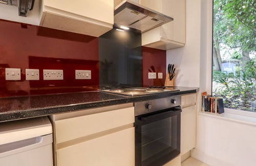 Battle Cottage | FOX MEADOW, romantic, character holiday cottage in Battle