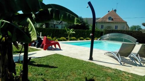 Beaujeu-Saint-Vallier-Pierrejux-et-Quitteur House | Le Domaine des Papillons