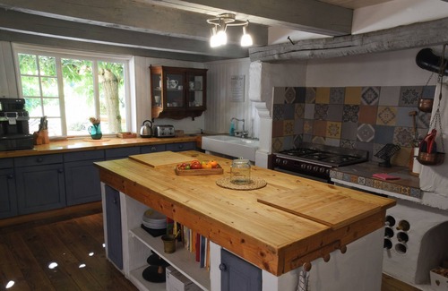 Escueillens-et-Saint-Just-de-Belengard House | Beautiful country house with lake view and pool