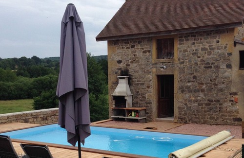 Saint-Bonnet-de-Vieille-Vigne Cottage | vacation rentals with pool, in Saint-Bonnet old vine 71430