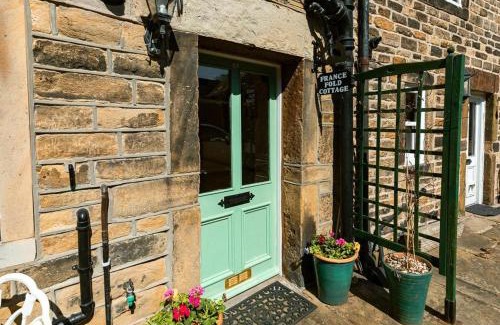 Honley House | FRANCE FOLD COTTAGE - Cosy 1 Bed Cottage Close to Holmfirth & the Peak District, Yorkshire