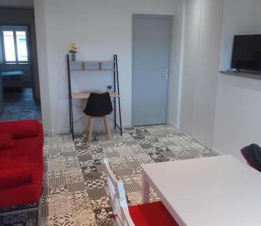 Frasne Apartment | Frasne logement entier. Gîte les Brimbelles