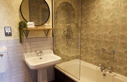 Birmingham City Centre Hotel | Frederick Street Townhouse