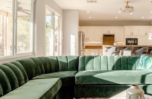 Indio House | Free 4th Nt. Coachella Stagecoach Bookings , Thursday or Monday Only