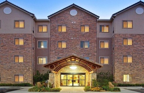 Las Cruces Condo | Free Breakfast. Hot Tub. Near New Mexico State University!
