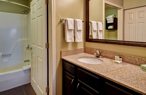 Madison Condo | Free Breakfast. Pool & Hot Tub. Near UW-Madison!