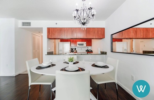 Brickell Apartment | Free Parking + Skyline Views | Brickell Gem