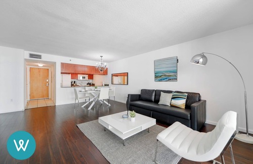 Brickell Apartment | Free Parking + Skyline Views | Brickell Gem