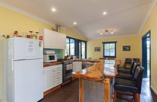 South Fremantle House | Fremantle South Beach House + Outdoor Studio 4x2